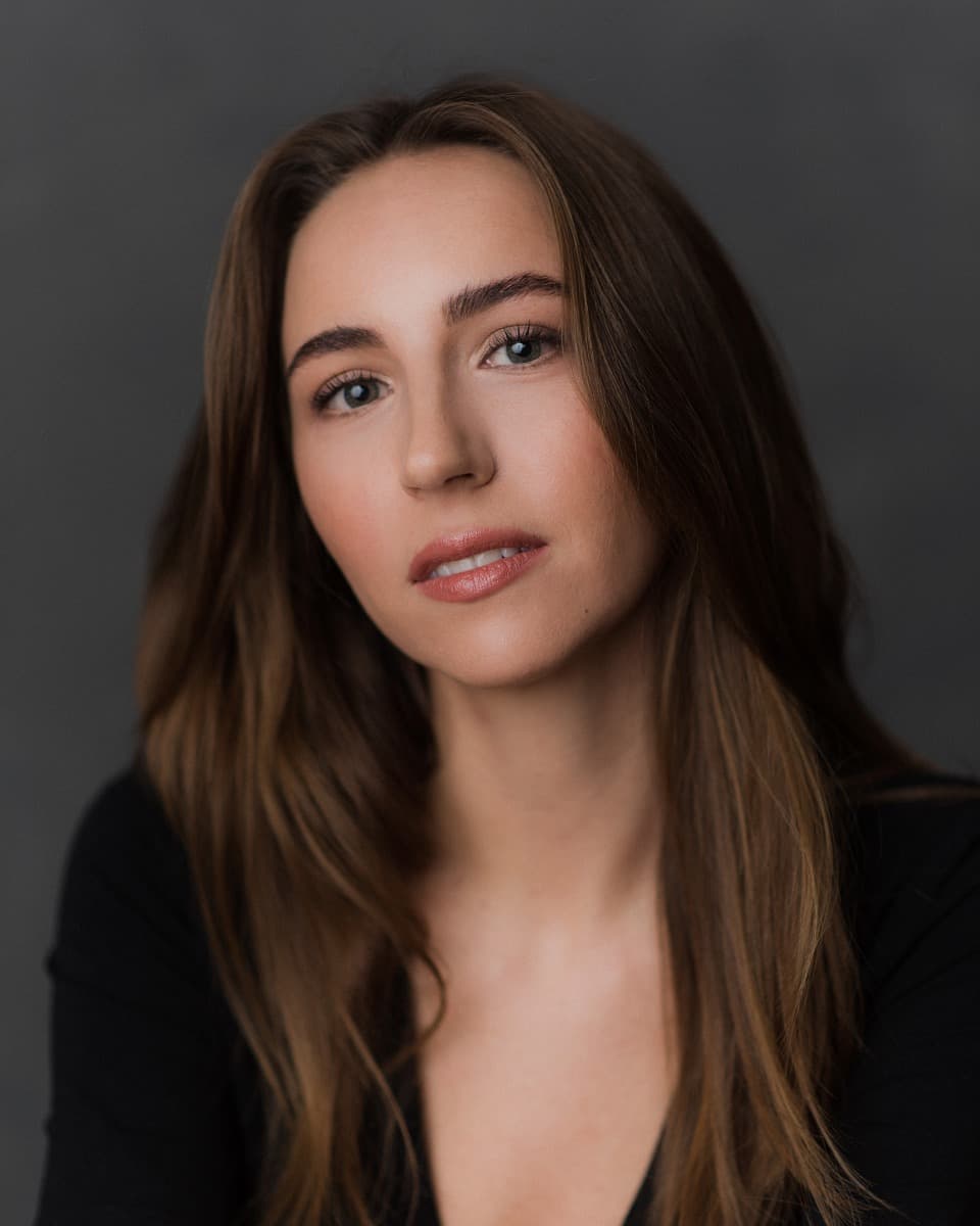 Sophie Alice-Holland headshot